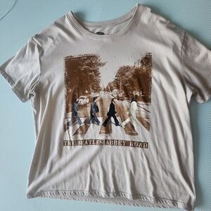 The Beatles Abbey Road Graphic T-Shirt